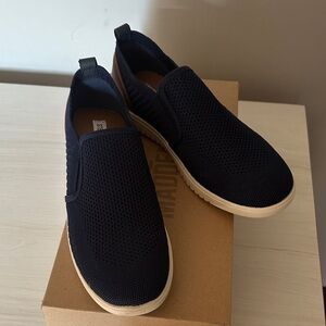 Steve Madden Black and Brown Slip-On Loafers